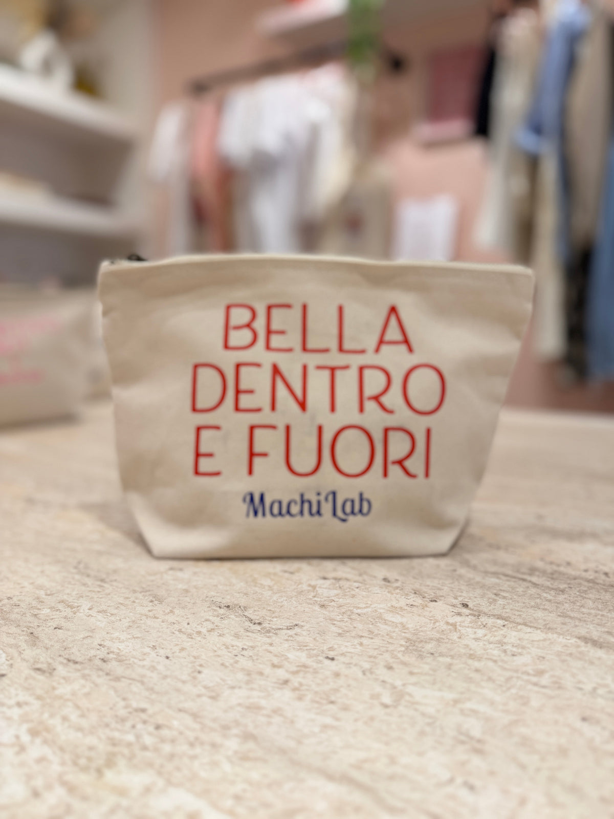 MACHÉRI | pochette bella dentro e fuori